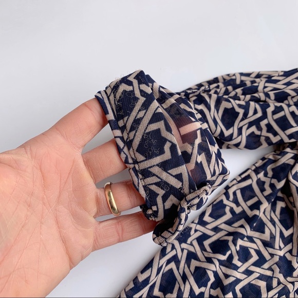 Anthropologie—Bailey & Chloe—Blue & Cream Blouse - Picture 8 of 8